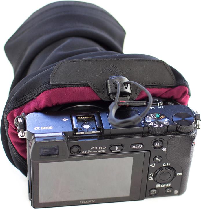 Image du produit Peak Design Coquille moyenne (Sac à bandoulière pour appareil photo, 3.15 l)