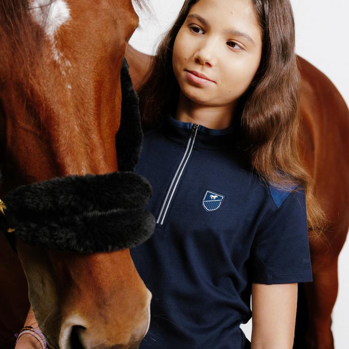 Immagine prodotto Fouganza Polo da equitazione per bambini con zip e manica corta - 500 blu scuro (122)