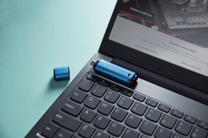 Produktbild Kingston IronKey Vault Privacy 50C (256 GB, USB-C)