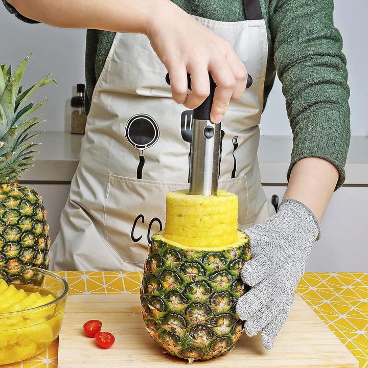 Actual product image ASMI Stainless steel pineapple corer, pineapple slicer black