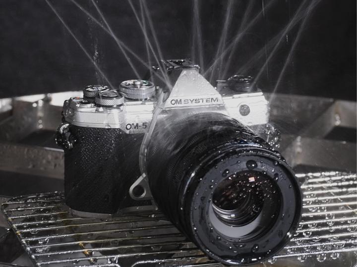 Produktbild OM System OM-5 (20.40 Mpx, 4/3)