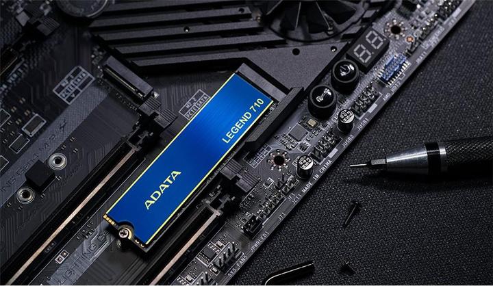 Actual product image Adata Legend 710 (1000 GB, M.2 2280)