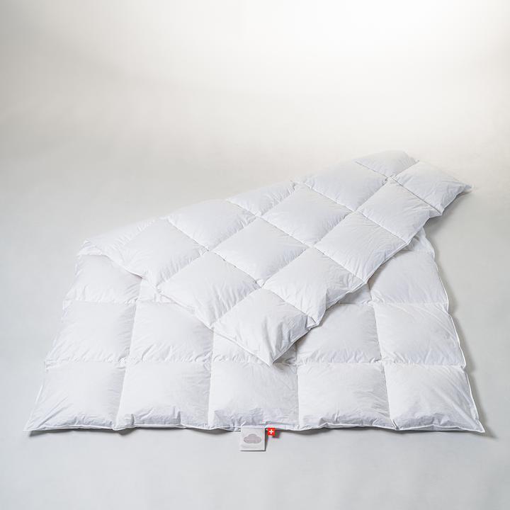 Actual product image Duvetsuisse Medium Goose Classic (680 g, 160 x 240 cm)
