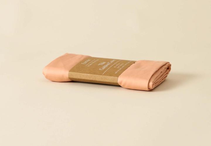 Esmée Thia Soft Peach, 65 x 100 cm (Kopfkissenbezug, 65 x 100 cm)