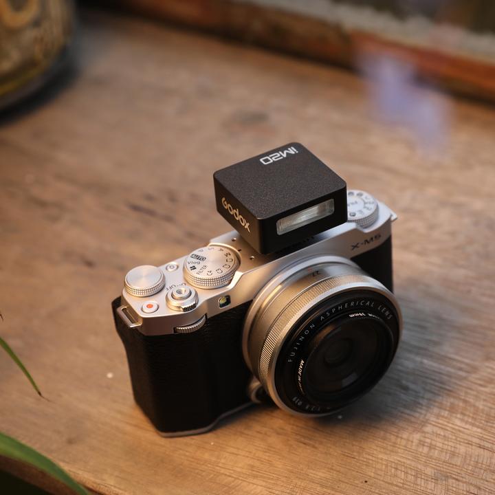 Productafbeelding Godox iM20 iFlash Camera Flash (Bevestigbare flitser, Godox)