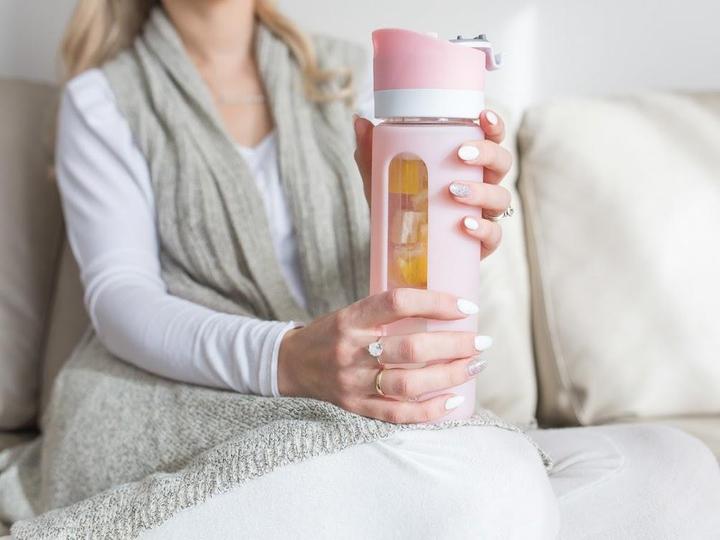 Actual product image Pressa Bottle Glass silicone case (0.71 l)