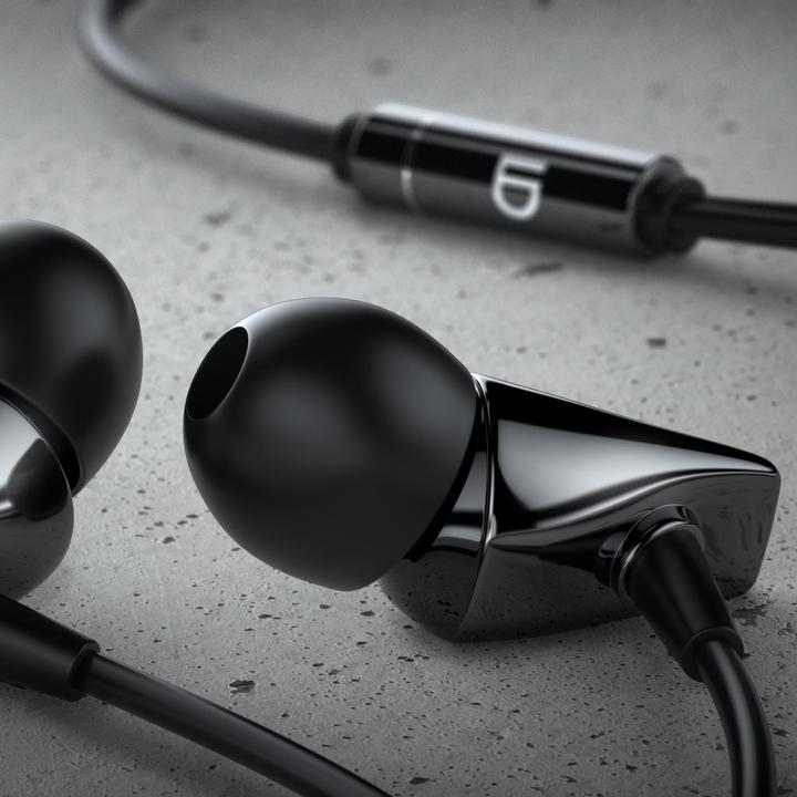 Actual product image Liam & Daan In-Ear Headphones, High End InEar "Metro" Ceramic Housing / 8mm Driver / Aramid Cable (No noise cancelling, Cable)