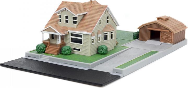 Actual product image Jada F&F Nano Dom's House Display Diorama