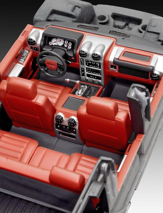 Actual product image Revell Hummer H2