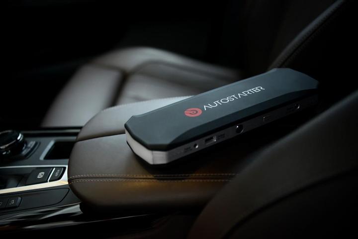 Immagine prodotto Autostarter Voltmaster 12+24V (850 A, 20000 mAh)