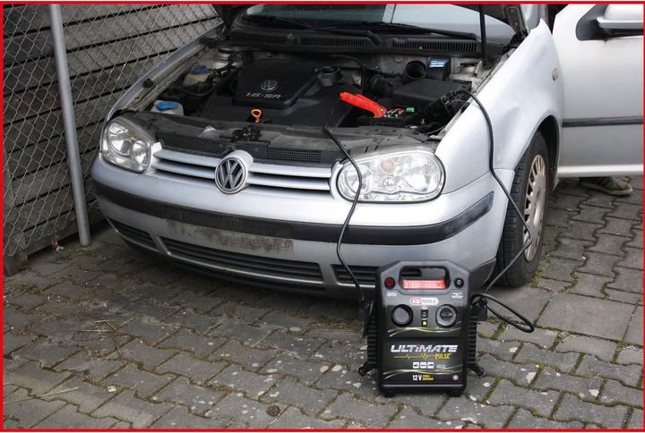 Produktbild KS Tools 12 V Kondensator-Booster - mobiles Starthilfegert 720 A (550.1830) (2250 A)