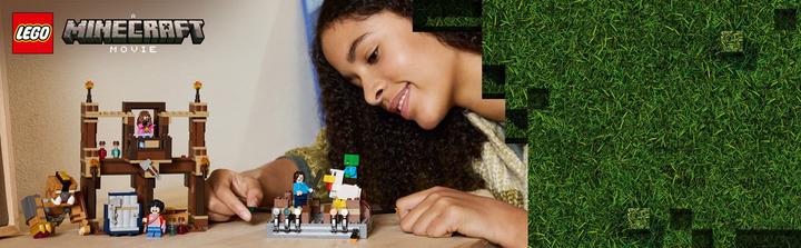 Actual product image LEGO Forest estate with boxing ring (21272, LEGO Minecraft)