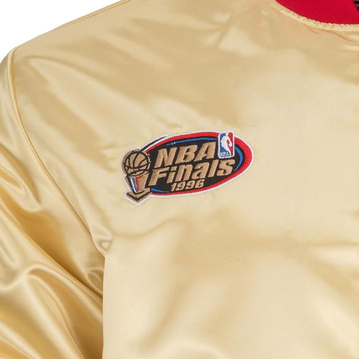 Actual product image Mitchell & Ness NBA Fashion Lw Satin - Chicago Bulls College Jacket - 125911 (L)