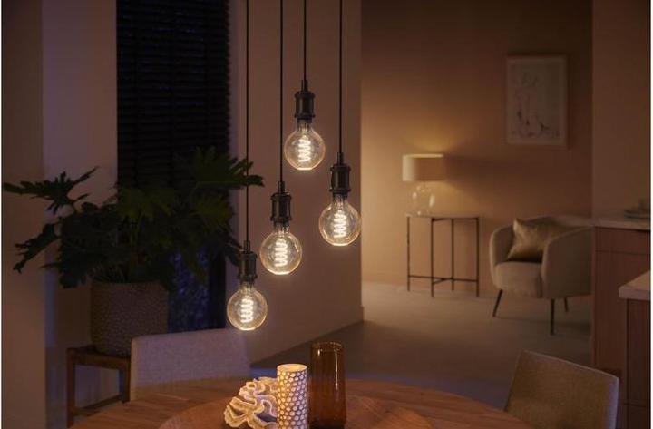 Image du produit Philips Hue Philips Globe G93 Filament (E27, 7 W, 550 lm, 1 x, G)