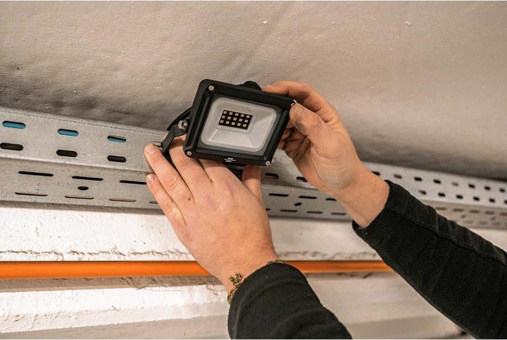 Produktbild Brennenstuhl LED Strahler JARO 1060, 1150lm, 10W, IP65 (1150 lm)