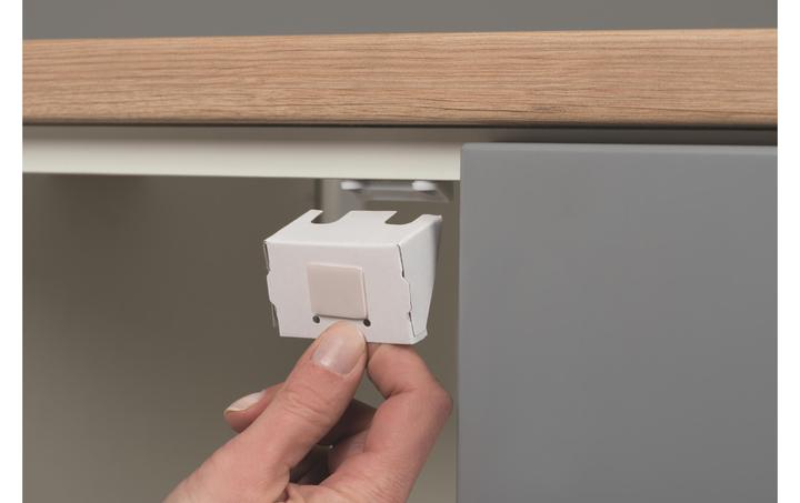 Actual product image Safety 1st drawer fuse