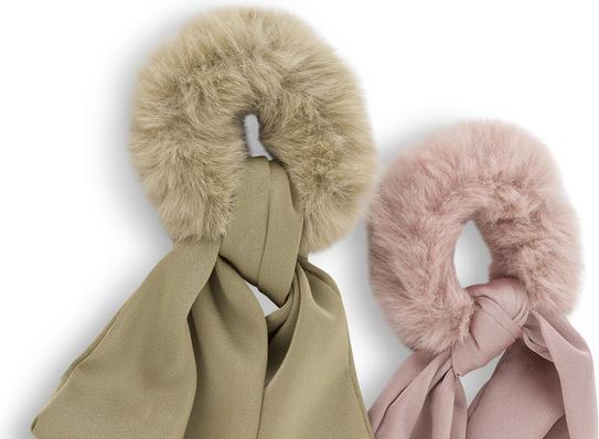 Actual product image Trisa Hair - Fake Fur Scrunchie, rose beige (Hair tie)