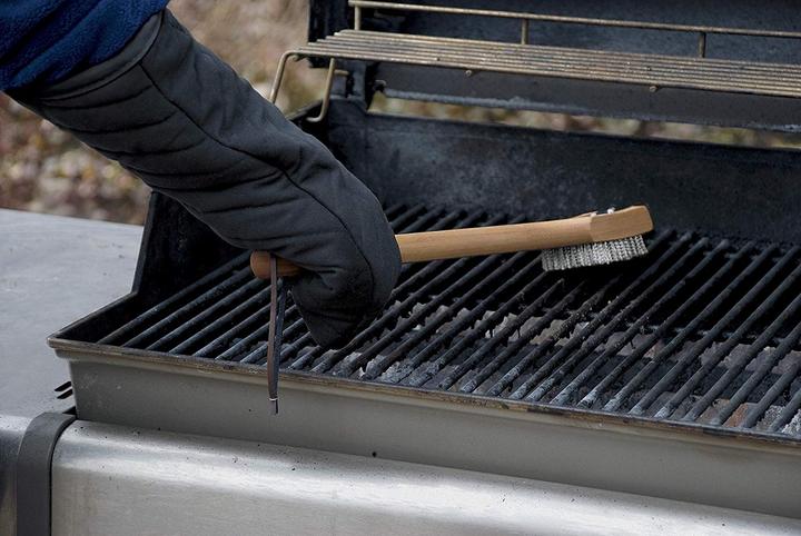 Actual product image Weber BBQ brush (46 cm)