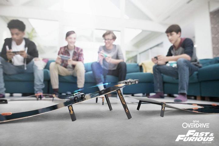 Actual product image Anki Overdrive Starter Kit Fast & Furious