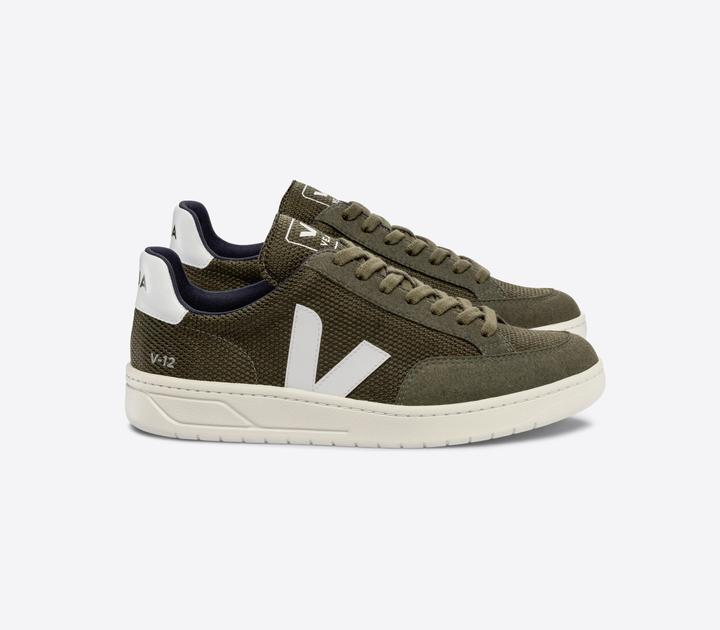 Actual product image Veja V-12 (44)