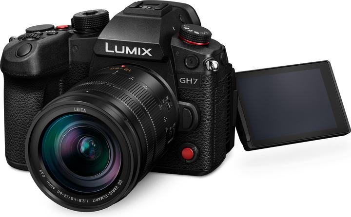 Actual product image Panasonic GH7 Body + Leich 12-60mm f/2.8-4 (12 - 60 mm, 26.50 Mpx, Micro Four Thirds)