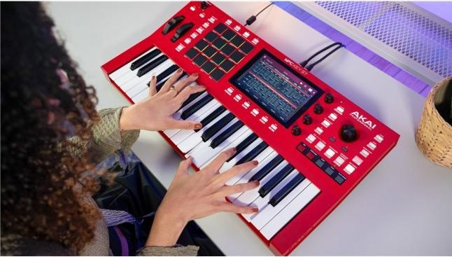 Image du produit Akai Professional MPC KEY 37 (Synthétiseur)