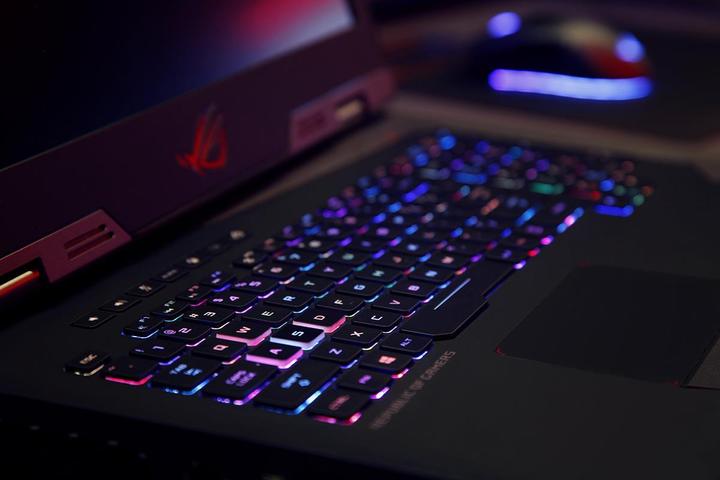 Image du produit ASUS ROG Griffin G703GX-E5041T (17.30", Intel Core i9-8950HK, 32 Go, 512 Go, CH)
