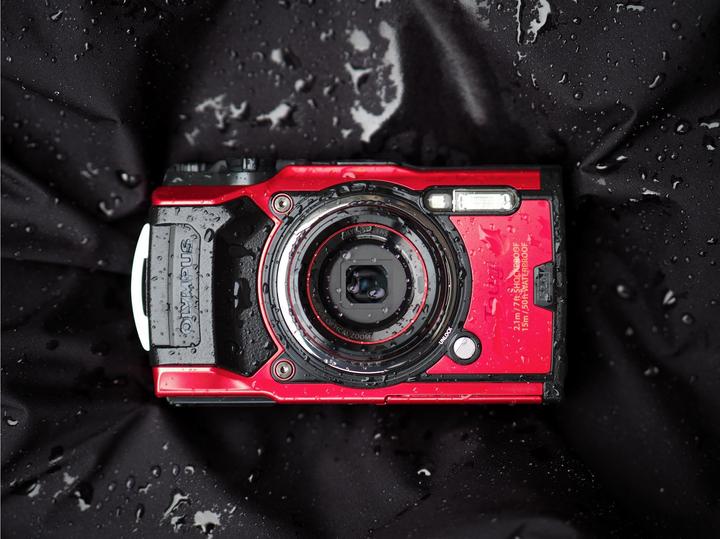 Actual product image Olympus Tough TG-6 (25 - 100 mm, 12 Mpx, 1/2,3'')