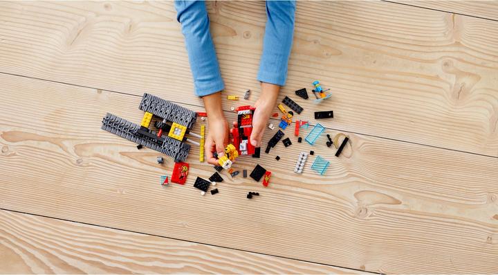 Produktbild LEGO Pistenraupe (60222, LEGO City)