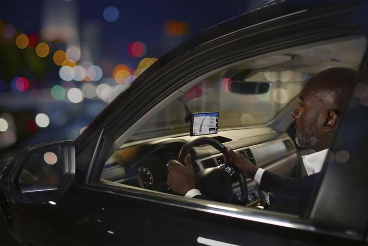 Produktbild Garmin DriveSmart 76 MT-S (7")
