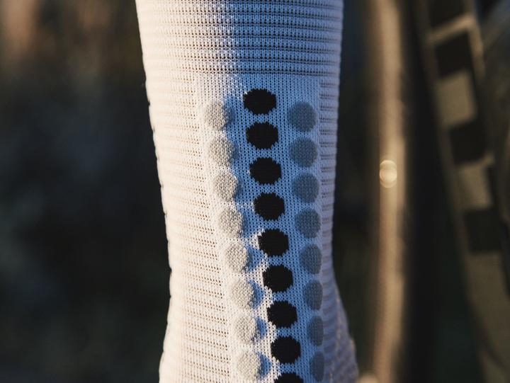 Produktbild Compressport Pro Racing Socks v4.0 Bike (35 - 38)