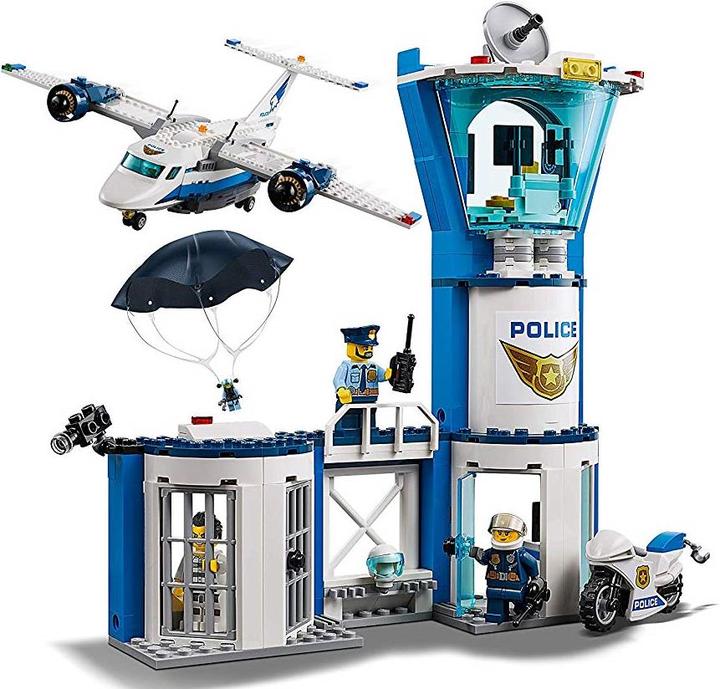 Actual product image LEGO Police Airbase (60210, LEGO City)