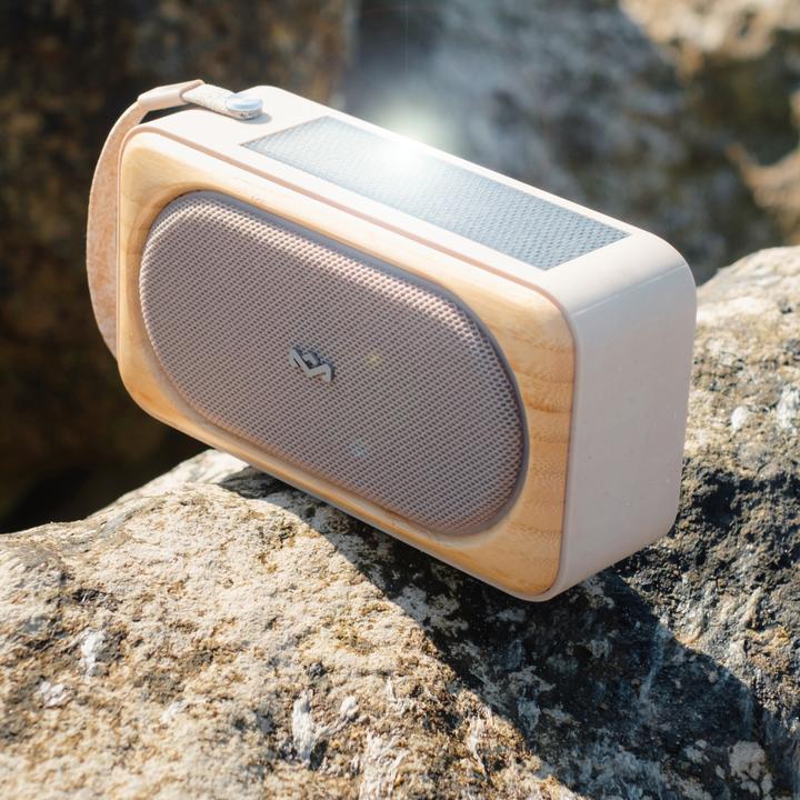 Produktbild House of Marley Roots Solar Bluetooth Lautsprecher (14 h, Solarenergie)