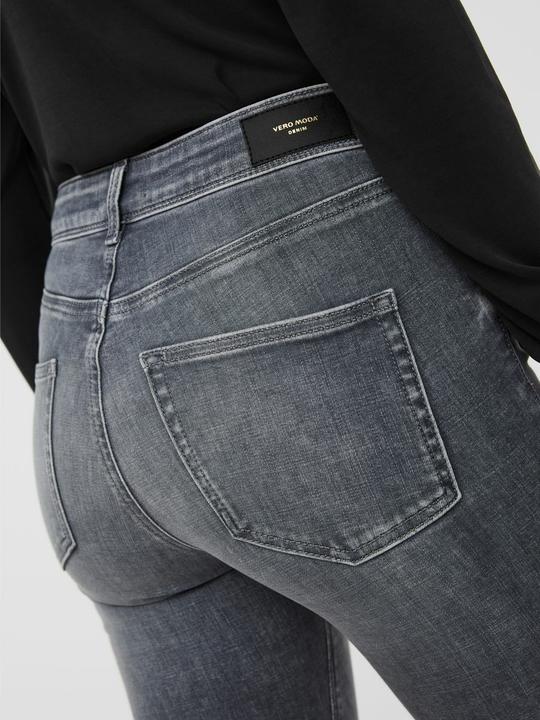 Actual product image Vero Moda VMLux Normal Waist Slim Fit Jeans (30)