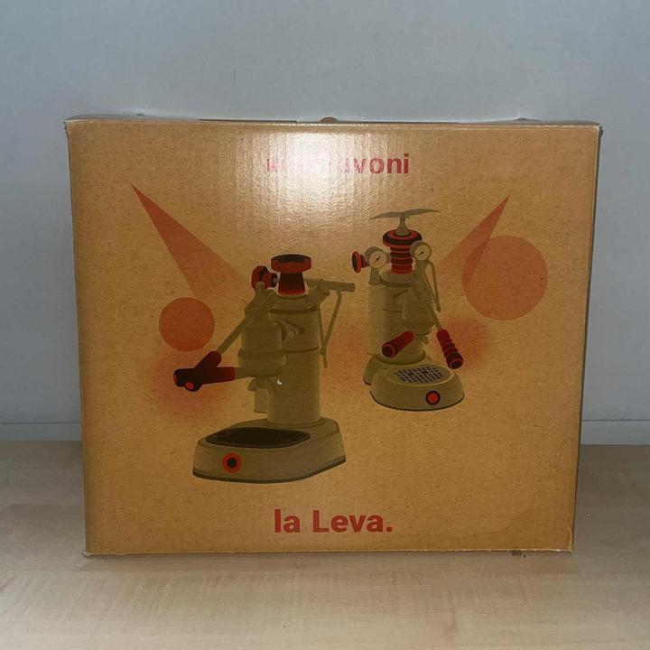 Actual product image La Pavoni LPLEXP01EU, Espresso machine Expo 2015, Chrome/or (EU plug)
