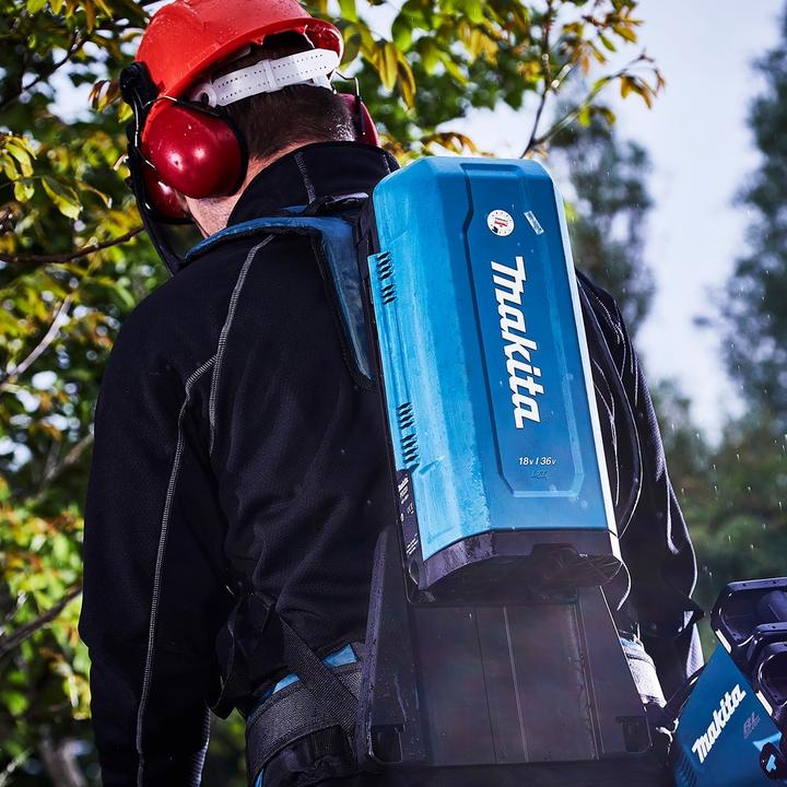 Actual product image Makita Backpackable battery bank (18 V)