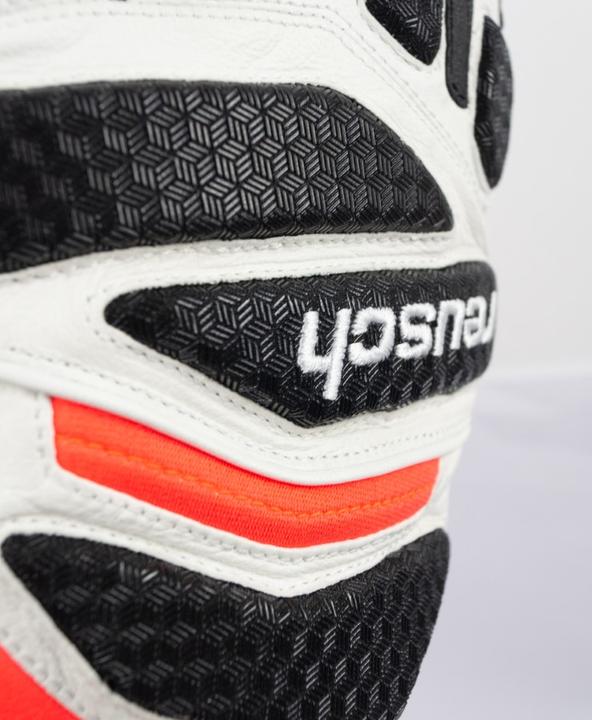Actual product image Reusch World Cup Warrior Lobst. (8)