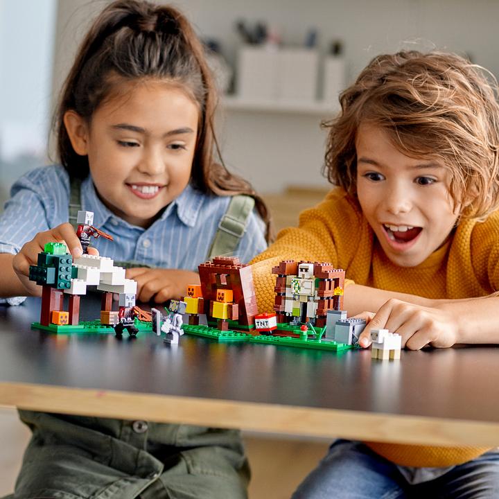 Immagine prodotto LEGO L'avamposto dei predoni (21159, LEGO Minecraft)