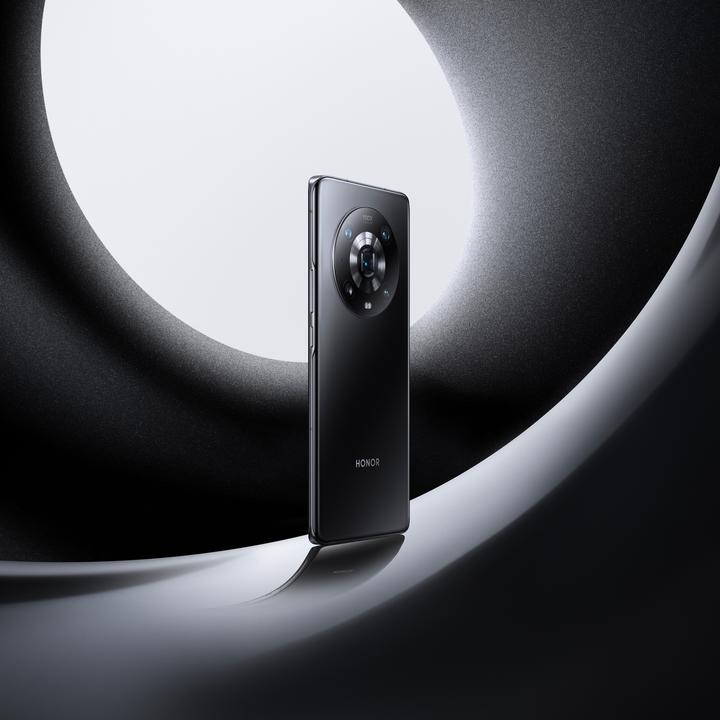Actual product image Honor Magic 4 Pro (256 GB, Black, 6.81", Dual SIM, 50 Mpx, 5G)