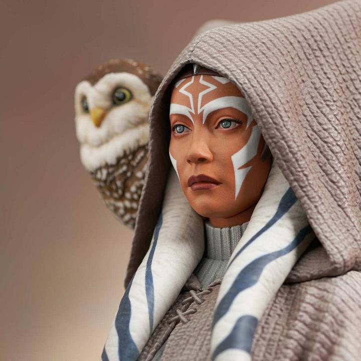 Actual product image Gentle Giant Star Wars Rebels buste 1/6 Ahsoka Tano 15 cm