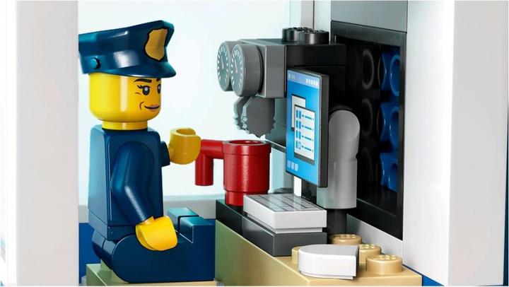 Produktbild LEGO Polizeischule (60372, LEGO City)