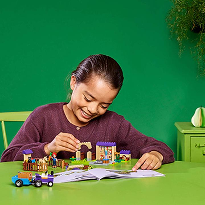 Produktbild LEGO Mias Fohlenstall (41361, LEGO Friends)