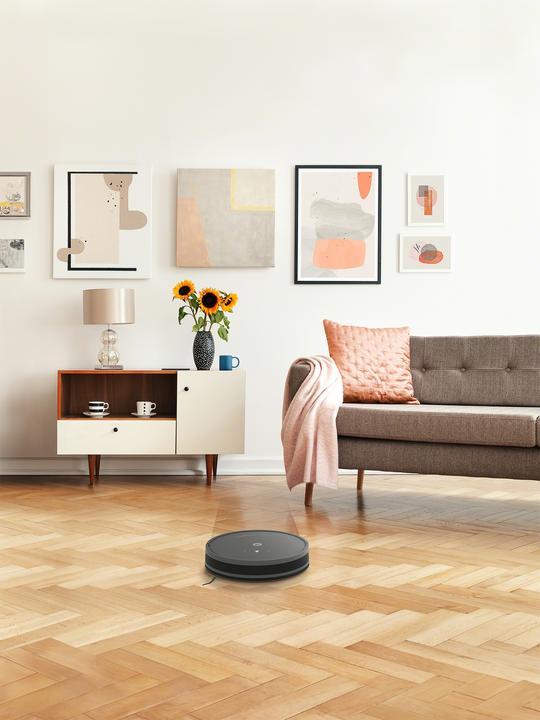 Actual product image iRobot Roomba Combo Essential (Vacuum mopping robot)