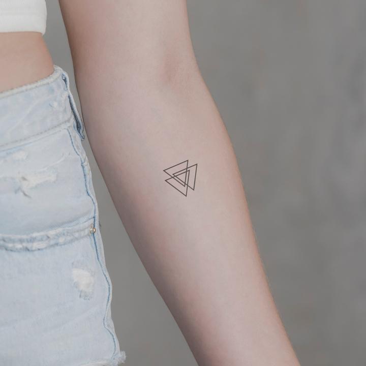 Immagine prodotto minink Tatuaggio temporaneo - Tre triangoli