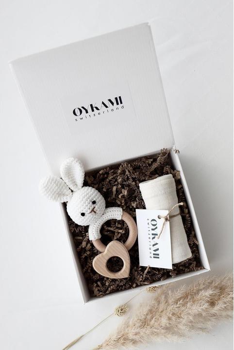 Actual product image Oykami Baby Geschenkbox "Sizilien" Hase - Weiss
