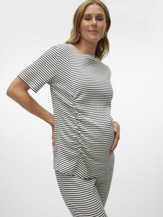 Actual product image Mamalicious Regular fit round neck top top