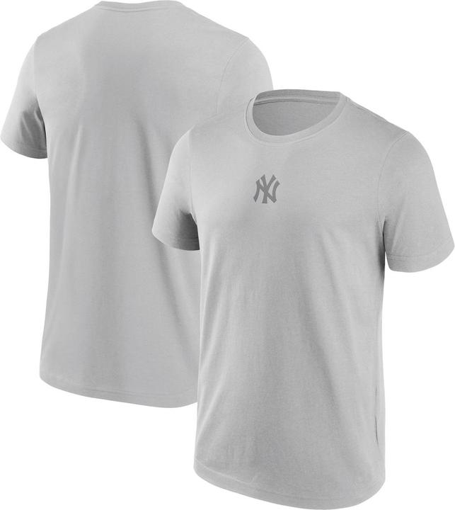 Fanatics New York Yankees Embroidered T-Shirt M (M)