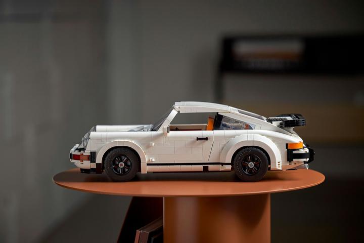 Produktbild LEGO Porsche 911 (10295, LEGO Creator Expert, LEGO Seltene Sets)
