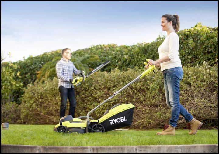 Produktbild Ryobi RLM18X33H40F Akku-Rasenmäher (Akkubetrieb)