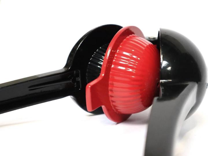 Actual product image Piazza Lime / Lemon squeezer